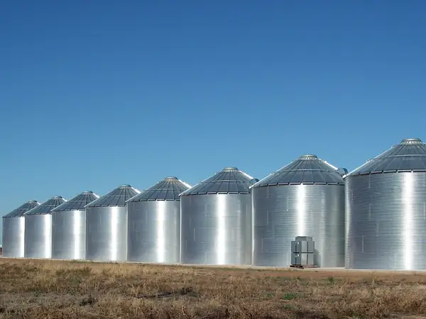 Steel grain silos — illustrative photo